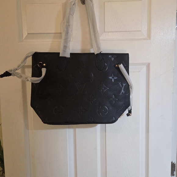 Black Designer Tote Bag - Picture 1 of 5